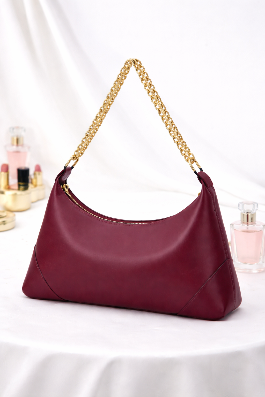 Royal Chain Shoulder Bag
